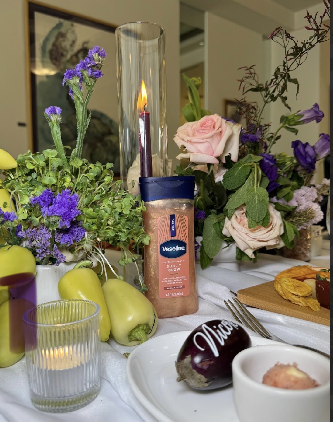 Details at the table